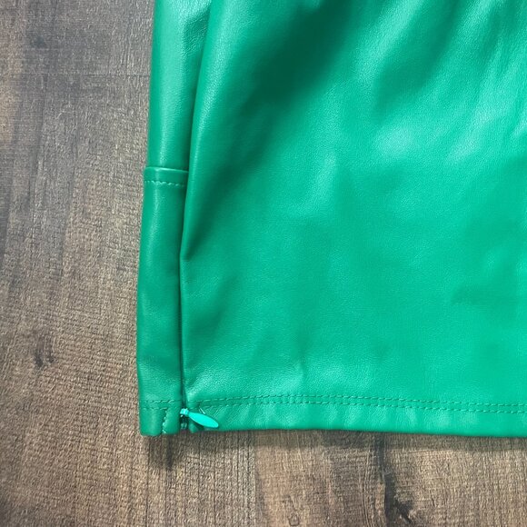 Eesome Faux Leather Crop Top - Kelly Green, Size Large - Picture 7 of 10